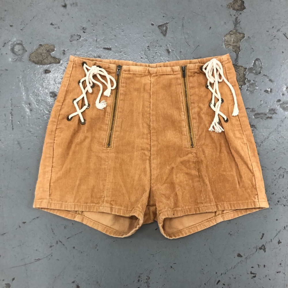 Afends NWOT Tan Corduroy Lace Up Shorts